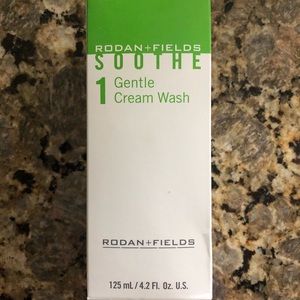 Brand New! Rodan & Fields Sooth Gentle Cream Wash